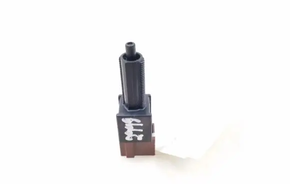 Nissan X-Trail T30 Brake pedal sensor switch