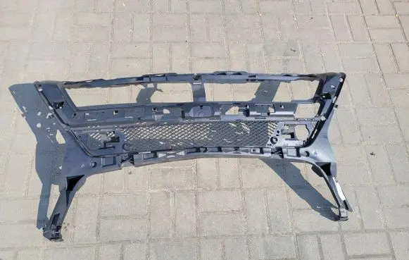 Mercedes-Benz ML AMG W166 Front bumper mounting bracket A1668851565