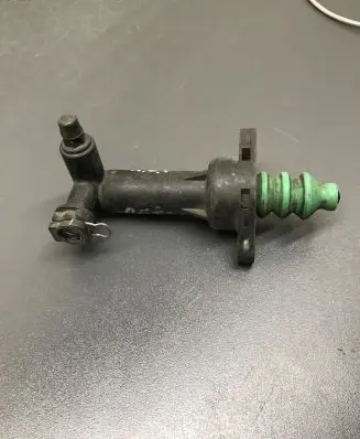 Audi A2 Clutch slave cylinder 8Z0721261