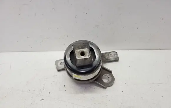 Volvo XC60 Engine mount bracket 31330135