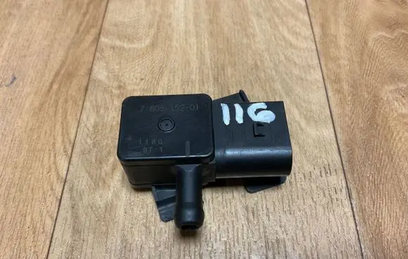 BMW 5 E60 E61 Exhaust gas pressure sensor 7805152
