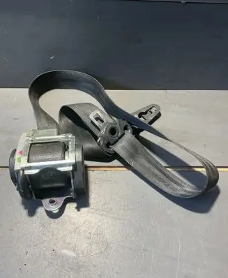 Audi A6 S6 C6 4F Front seatbelt 560788401