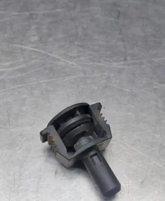 Mercedes-Benz CLK A209 C209 Radiator mount bracket A2035040059