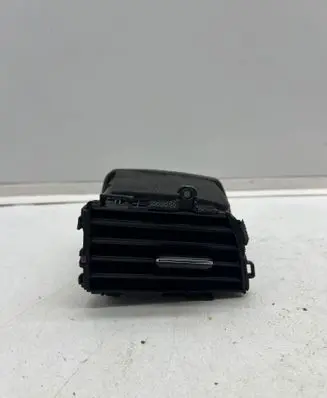 KIA Ceed Dash center air vent grill 97420J7900 AD3L3EEK1