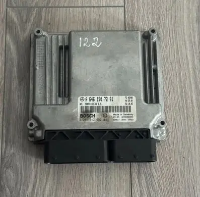 Mercedes-Benz E W211 Engine control unit/module A6461507291 0281012692 1039S00000