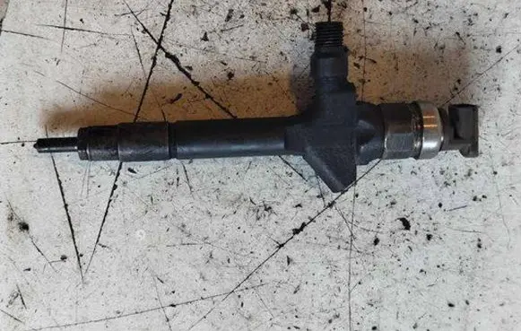 Mazda 6 Fuel injector 13H50