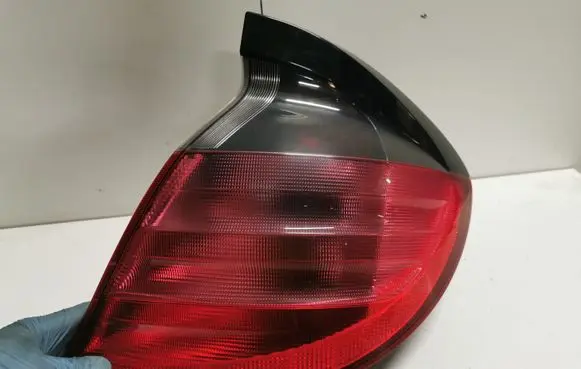 Mercedes-Benz C W203 Rear/tail lights A2038201077