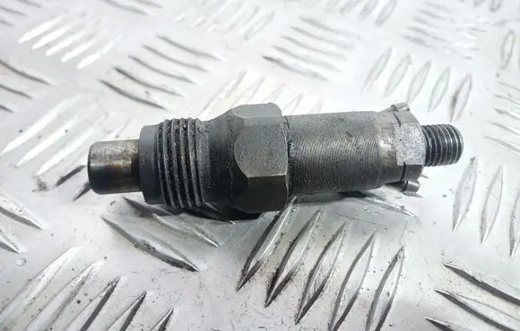 Citroen Xantia Fuel injector 6735201D