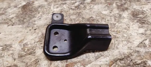 Lexus SC 300 - 400 Radiator mount bracket 1652350010