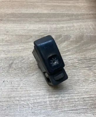 Volkswagen Golf II Light switch 191941531H