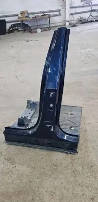 BMW X5 G05 Pillar (middle) 