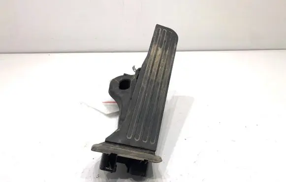 Volkswagen PASSAT B7 Accelerator throttle pedal 1K1721503AS