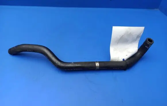 Mercedes-Benz C W204 Engine coolant pipe/hose A2044661781
