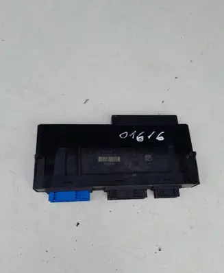 BMW 5 F10 F11 Comfort/convenience module 10681810 J9393669 106818