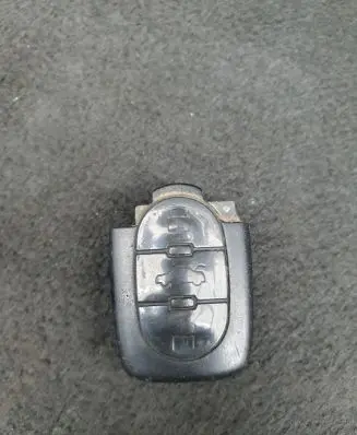 Audi A6 S6 C5 4B Ignition key/card 4D0837231K