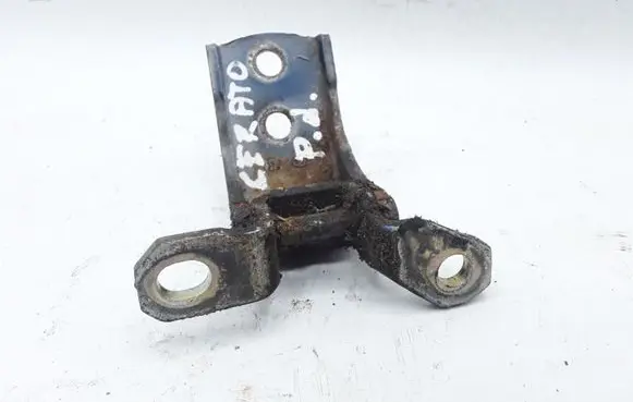 KIA Cerato Front door lower hinge NOCODE