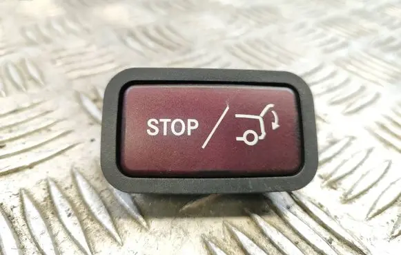 Mercedes-Benz C W204 Tailgate/trunk/boot open switch 2128200651 31020305