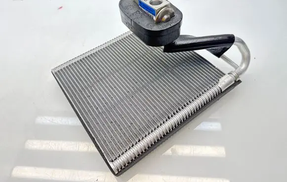 Volkswagen Golf VIII Air conditioning (A/C) radiator (interior) 5QE816103M T239833C0178 5QE820679