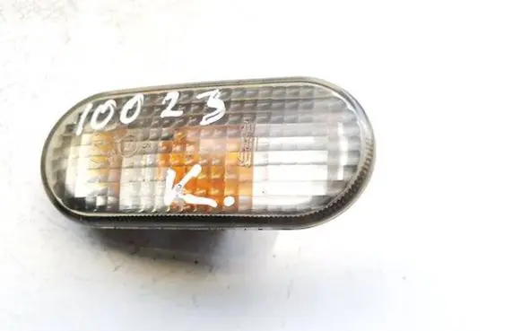 Volkswagen Golf IV Front fender indicator light 3b0949117c