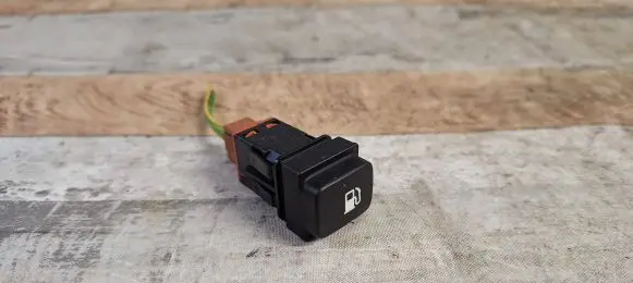 Citroen C4 I Picasso Fuel tank opening switch 96530658XT 68767