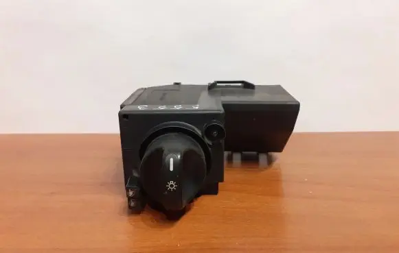 Mercedes-Benz E W210 Light switch 5553 2105451504