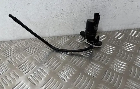Opel Grandland X Windscreen/windshield washer pump 9813363380 98371600