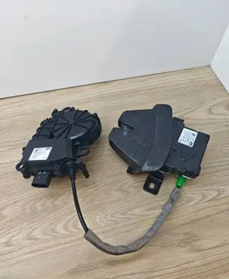 Land Rover Range Rover L405 Tailgate/trunk/boot lock/catch/latch CPLA442A67BC DK62404C10A C16940100