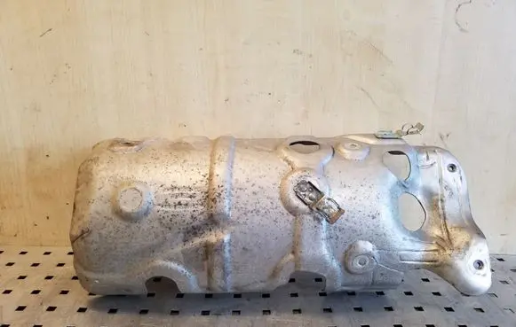 Volvo V40 Cross country Heat shield in engine bay AM519N454