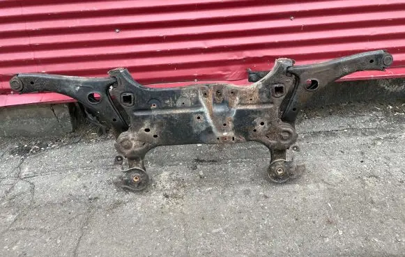 Chrysler Grand Voyager V Front subframe