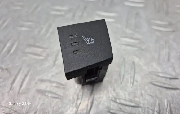 Opel Antara Seat heating switch 20785533
