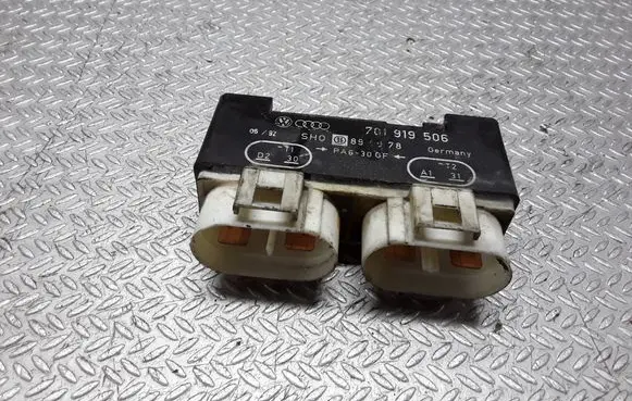 Volkswagen Transporter - Caravelle T4 Coolant fan relay 701919506