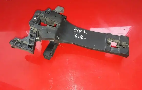 Rear door exterior handle/bracket