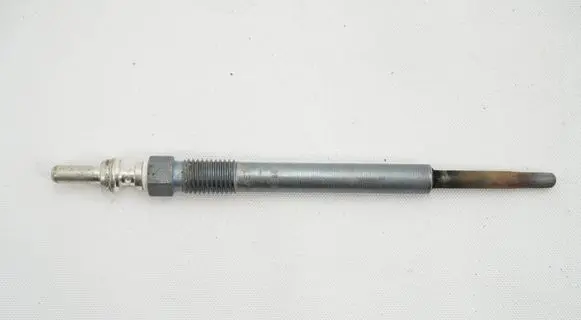 Peugeot 208 I Glow plug 9686504380