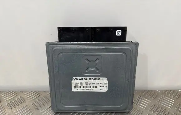 Audi Q5 SQ5 Engine control unit/module 06L907425C 80A906259A