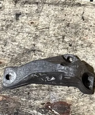 BMW 3 E90 E91 Fuel pump bracket 7804376 13577804376