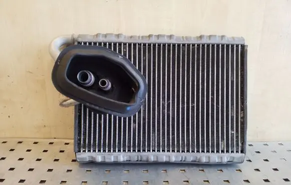 Air conditioning (A/C) radiator (interior)