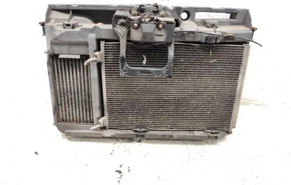 Peugeot 208 Radiator support slam panel