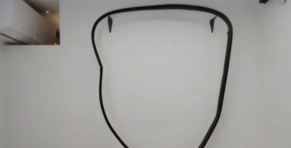 Toyota Prius+ (ZVW40) Rear door rubber seal (on body) 