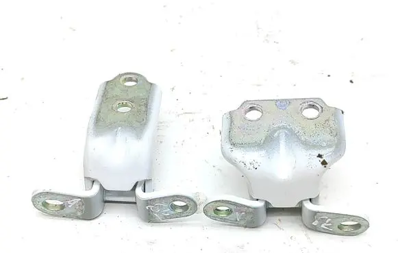 Rear door hinge set