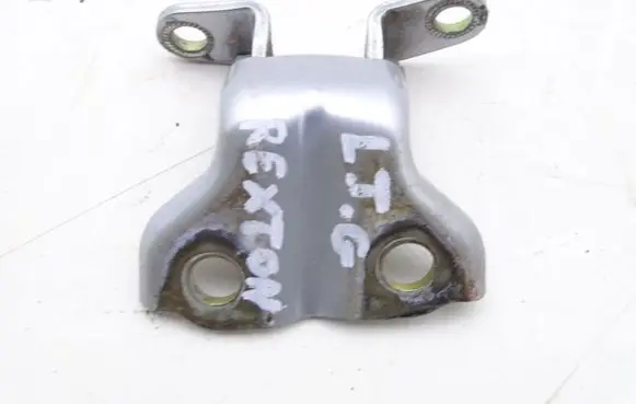 SsangYong Rexton Rear door hinge set SSANGYONG_REXTON_ZAWIAS_DRZWI_LEWY_TYŁ_GÓRA_SAF