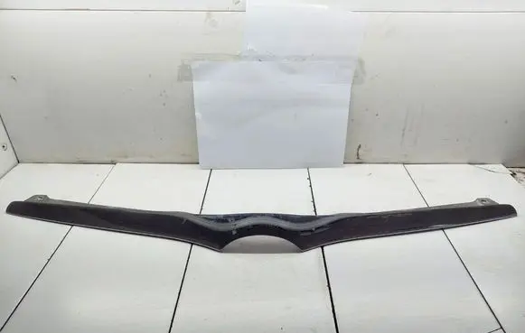Toyota Corolla Verso E121 Front bumper upper radiator grill 7577013040