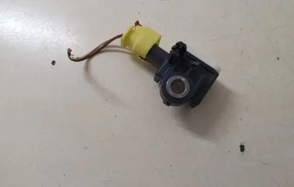 Volkswagen Up Airbag deployment crash/impact sensor 2H0959351