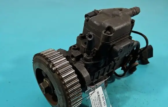 Volkswagen Caddy Fuel injection high pressure pump 0460404977 IMPRK1565593