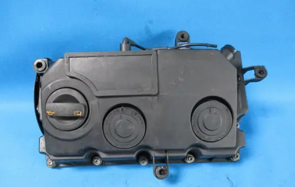 Volkswagen PASSAT B6 Rocker cam cover 03G103469G