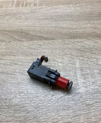 Opel Vectra C Brake pedal sensor switch 13178782