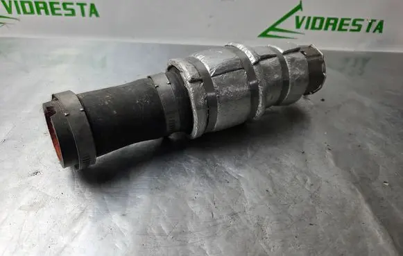 Intercooler hose/pipe