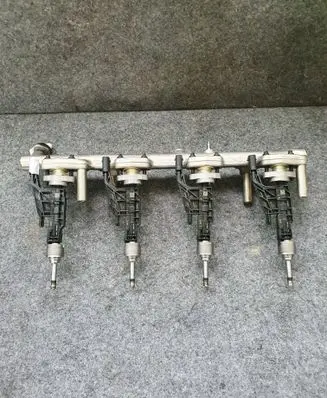 Fuel injectors set