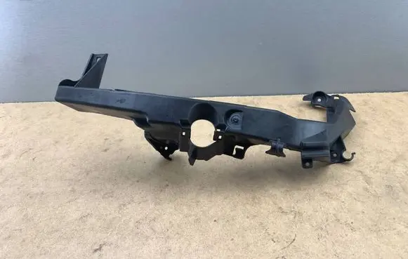 BMW 3 E90 E91 Headlight/headlamp mounting bracket 7116707 51647116707
