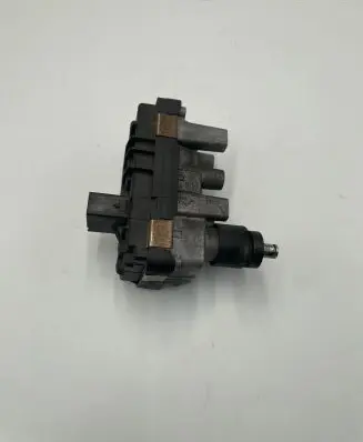 BMW 5 F10 F11 Turbine electric control actuator 4933519400 6NW01009902