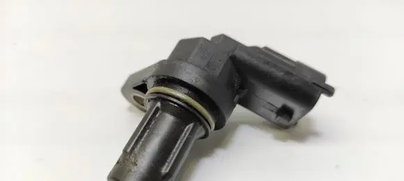 Hyundai i20 (PB PBT) Camshaft position sensor 393502B000